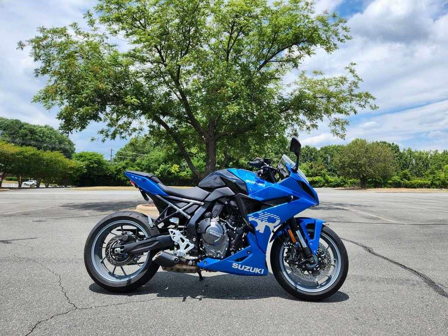 2024 Suzuki GSX-8R