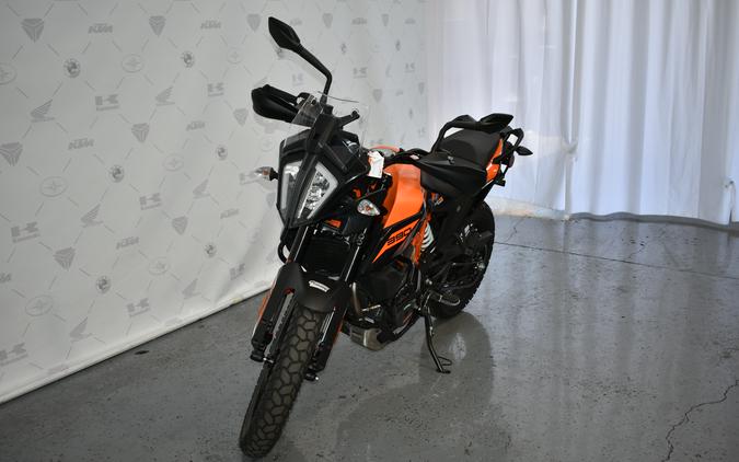 2024 KTM Adventure 390