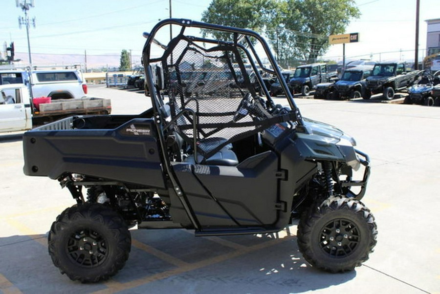 2026 Honda Pioneer 700 Deluxe