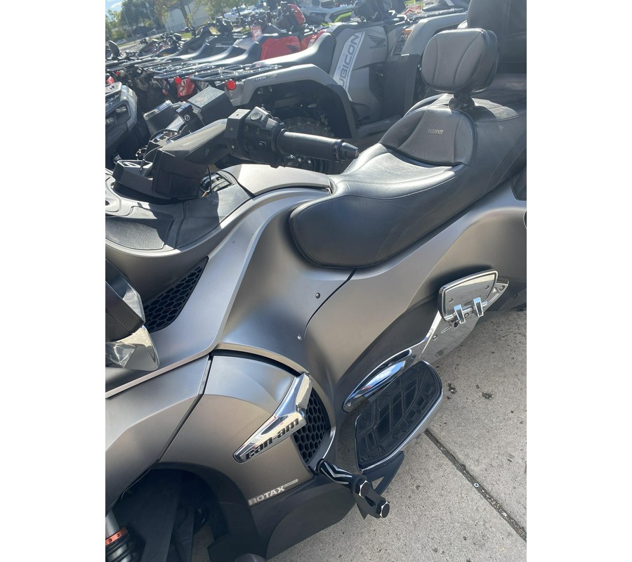 2014 Can-Am SPYDER RT LIMITED