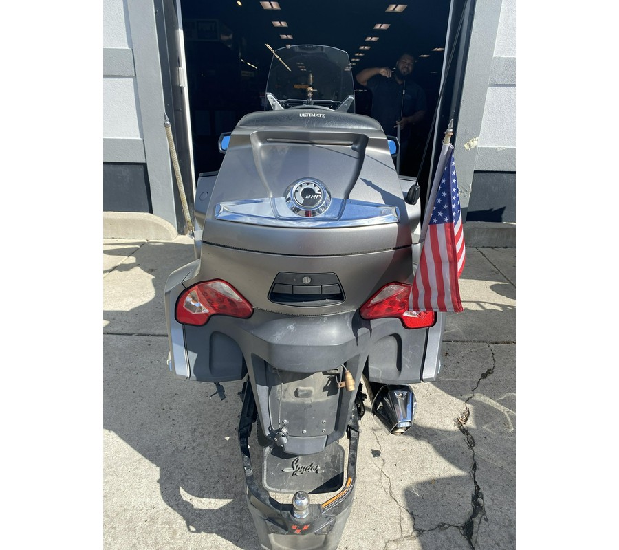 2014 Can-Am SPYDER RT LIMITED