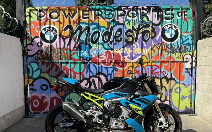2026 BMW S 1000 R