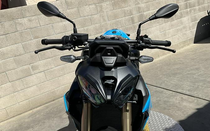 2026 BMW S 1000 R
