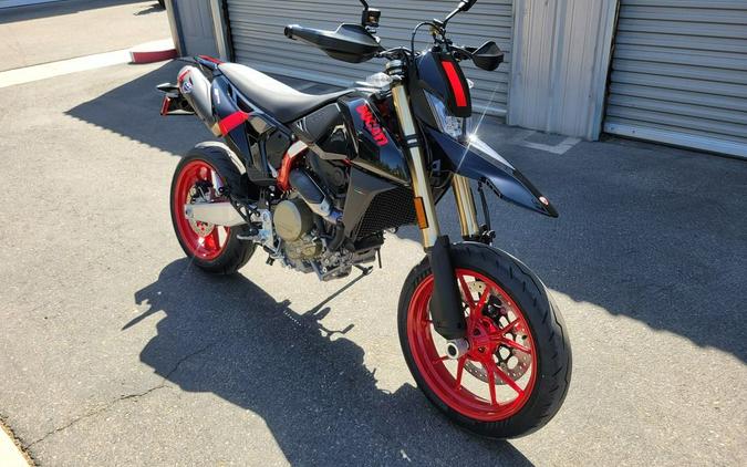 2027 Ducati Hypermotard 698 NERA