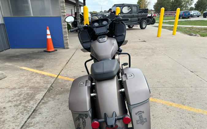 2021 Indian Motorcycle Challenger® Dark Horse®