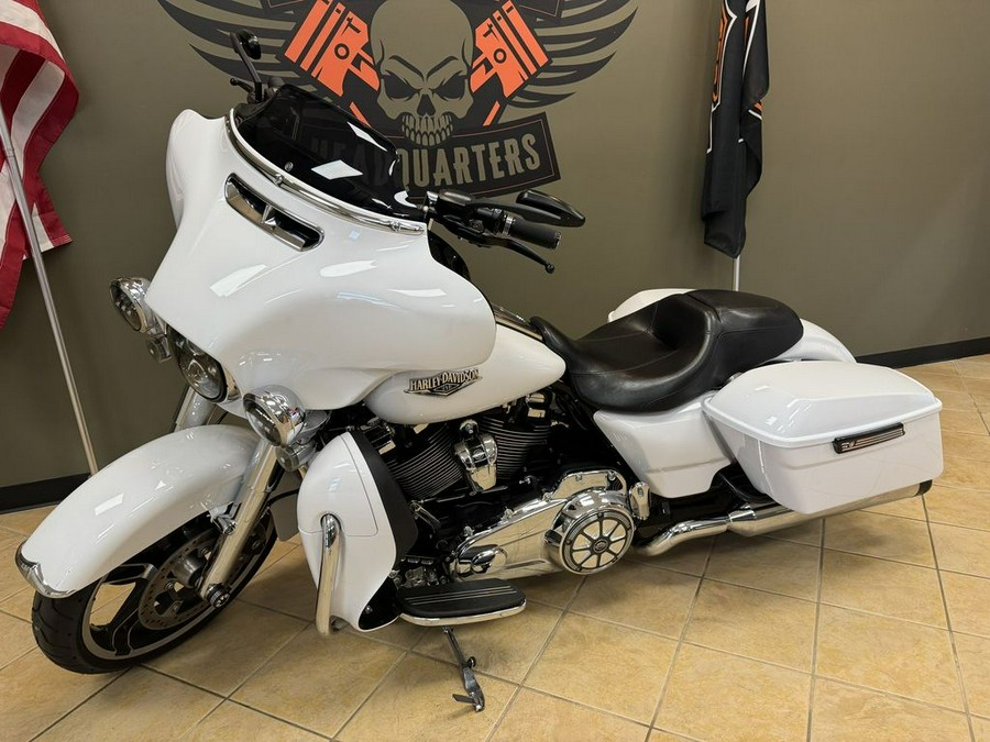 2017 Harley-Davidson Street Glide® Special