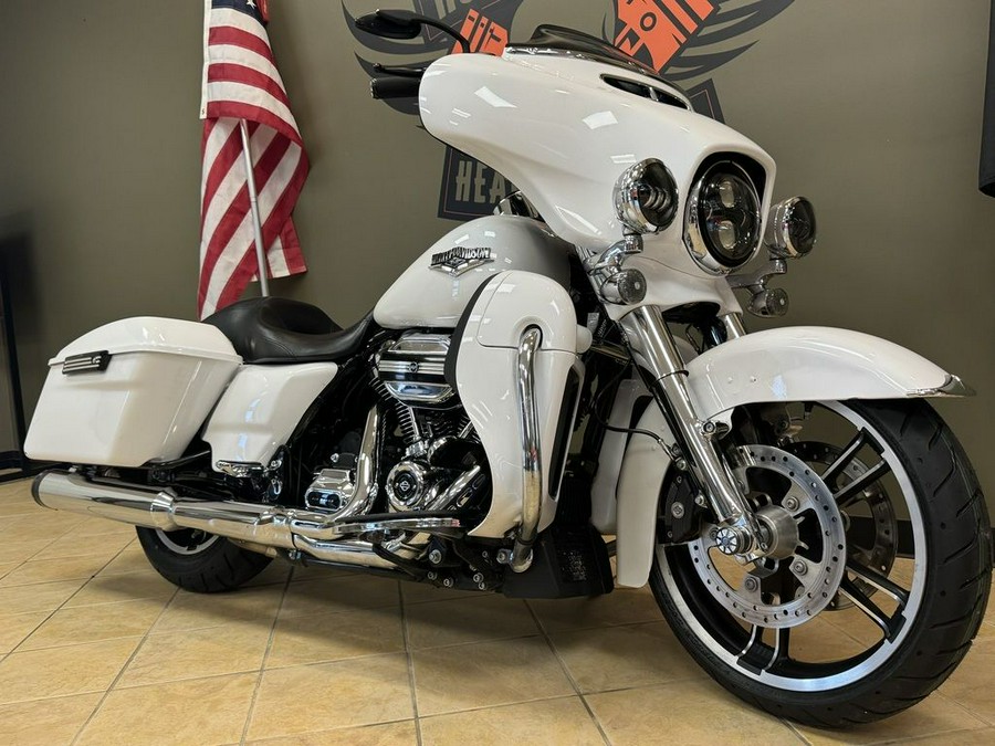 2017 Harley-Davidson Street Glide® Special