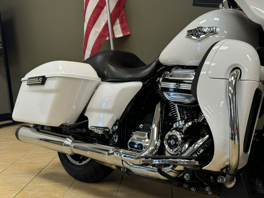 2017 Harley-Davidson Street Glide® Special