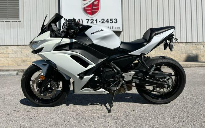 2020 Kawasaki Ninja 650 KRT Edition