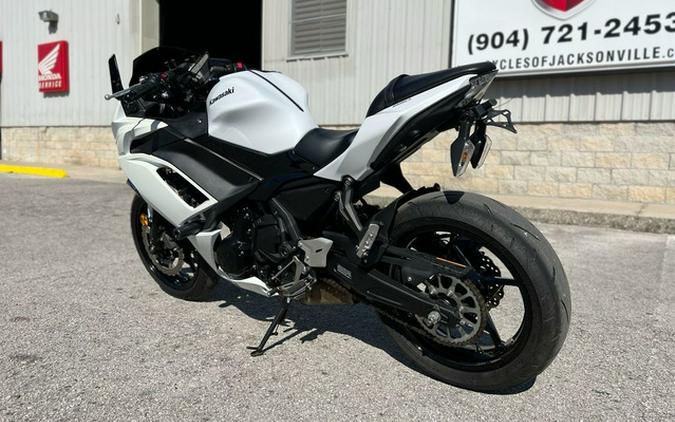 2020 Kawasaki Ninja 650 KRT Edition