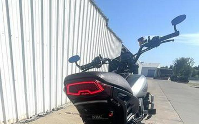 2022 Indian Motorcycle® FTR Rally Titanium Smoke
