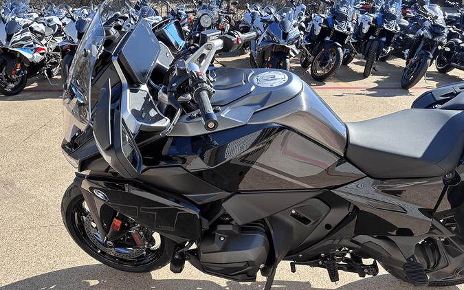 2026 BMW R1300RT