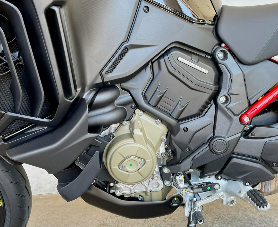 2025 Ducati MULTISTRADA V4 PIKES PEAK