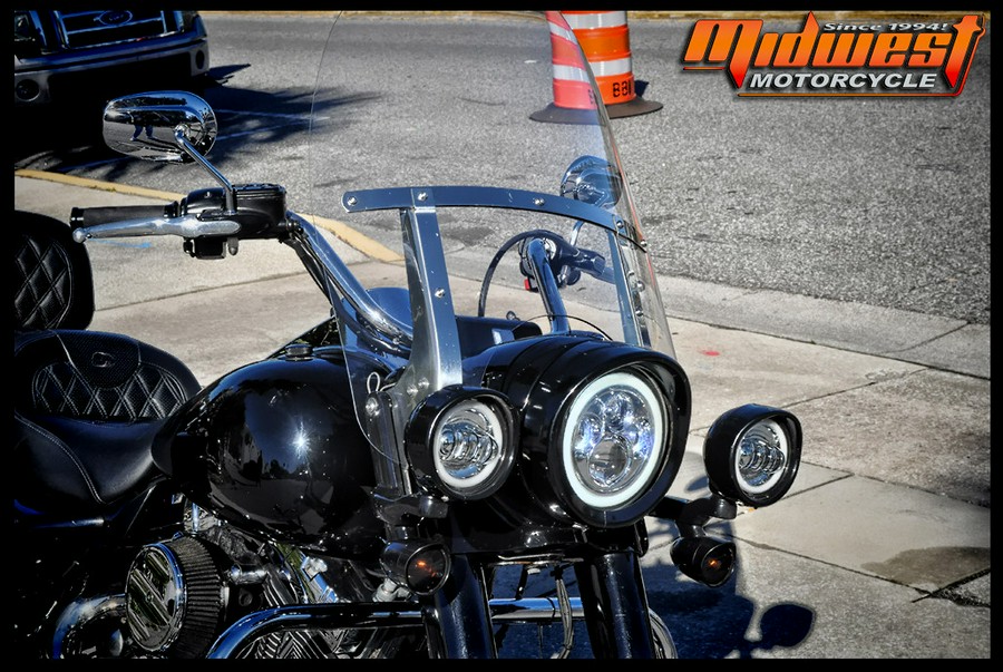 2010 Harley-Davidson® POLICE ROAD KING