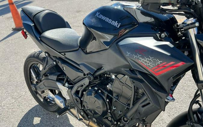 2020 Kawasaki Z650 ABS Metallic Black/Metallic Flat Spark Black