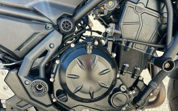 2020 Kawasaki Z650 ABS Metallic Black/Metallic Flat Spark Black
