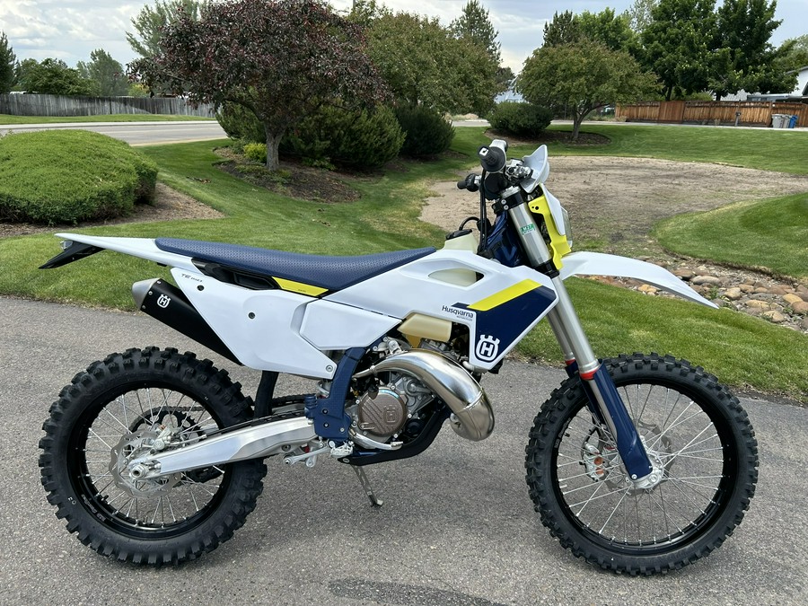 2025 Husqvarna Motorcycles TE 150