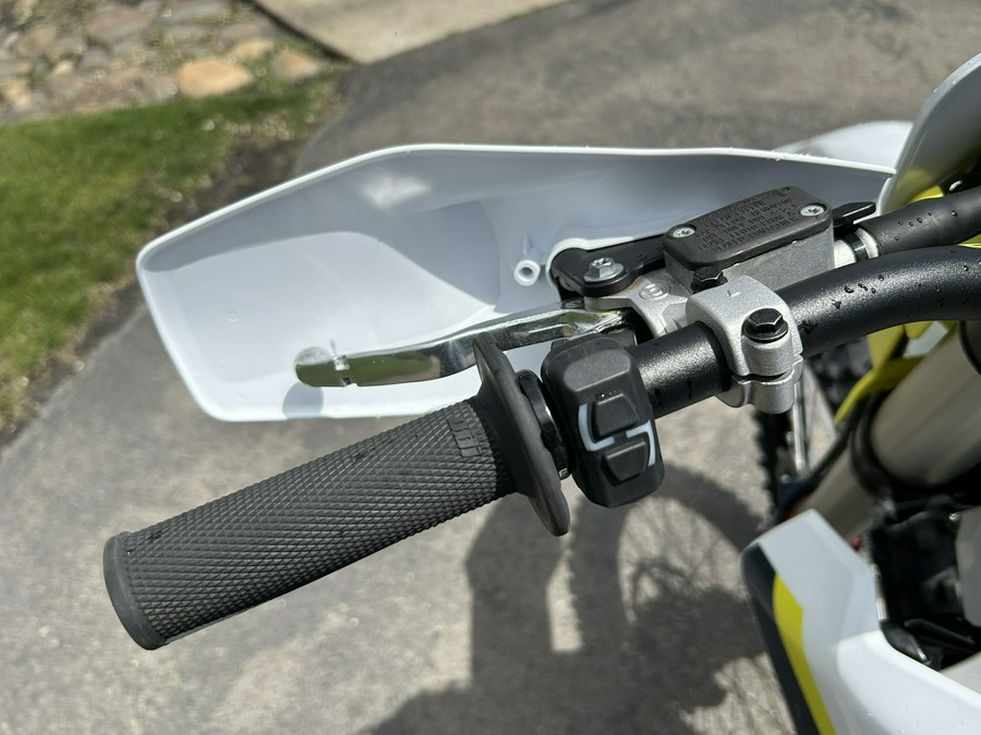 2025 Husqvarna Motorcycles TE 150