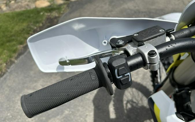2025 Husqvarna Motorcycles TE 150