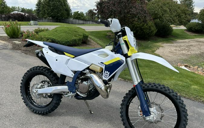 2025 Husqvarna Motorcycles TE 150