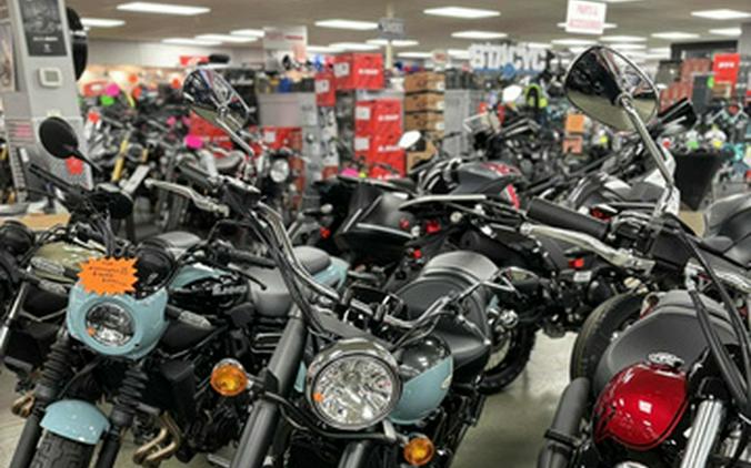 2025 Kawasaki Vulcan 900 Classic