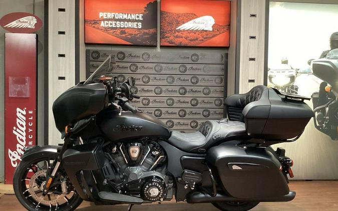 2025 Indian Motorcycle® Roadmaster® PowerPlus Dark Horse® 112 Black Smoke