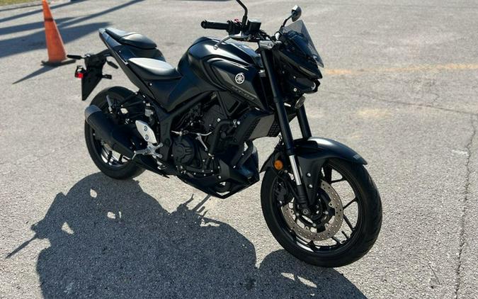 2022 Yamaha MT-03 03