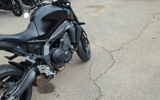 2021 Yamaha MT-09 Review (16 Fast Facts From the Canyons)