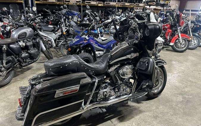 2003 Harley-Davidson® FLHTCUI - Electra Glide® Ultra Classic® Injection