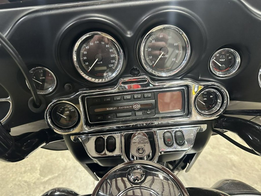 2003 Harley-Davidson® FLHTCUI - Electra Glide® Ultra Classic® Injection