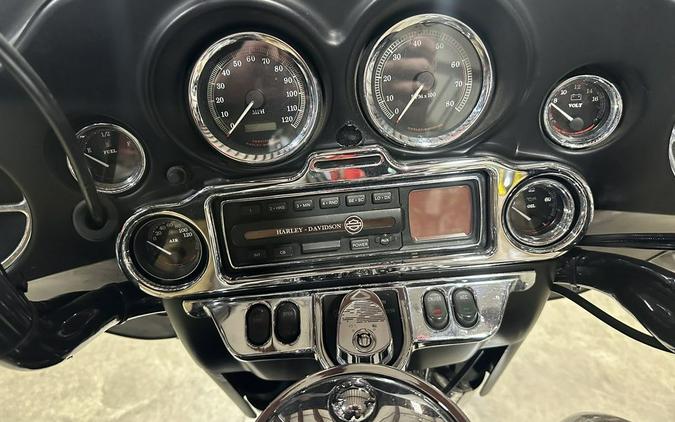 2003 Harley-Davidson® FLHTCUI - Electra Glide® Ultra Classic® Injection