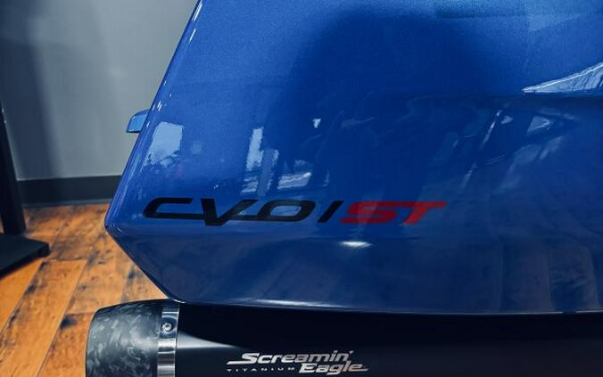 2026 Harley-Davidson® CVO Road Glide ST ELECTRIC COAST W/ PINSTRIPE