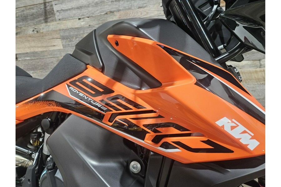 2022 KTM 890 ADVENTURE