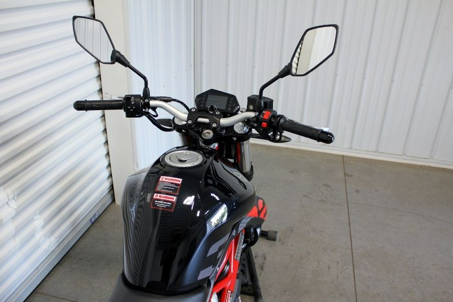 2022 Benelli SBN302S22BK