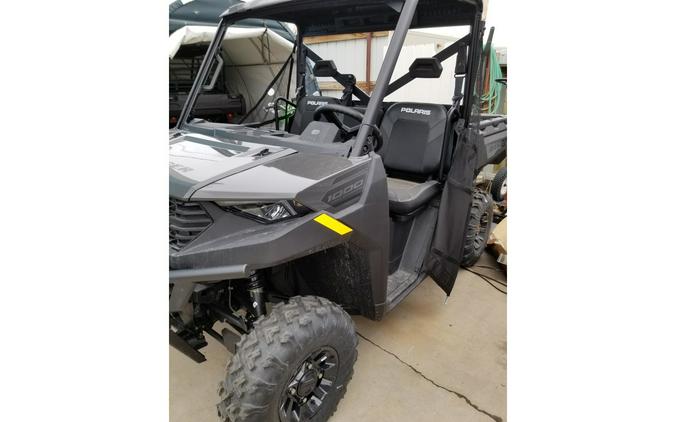 2024 Polaris Industries RANGER 1000 PREMIUM