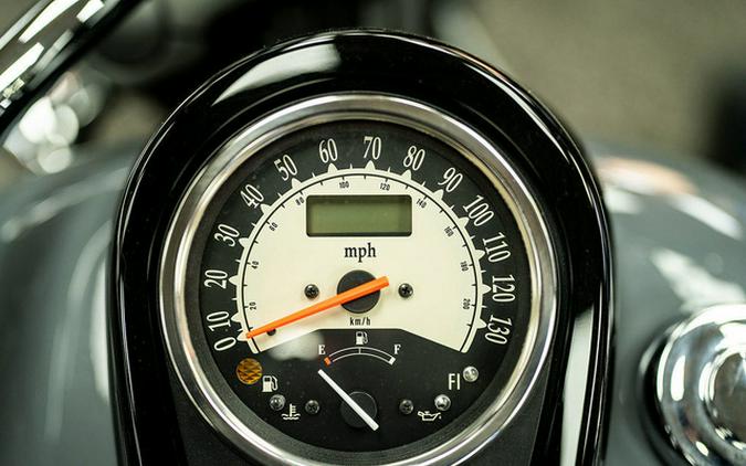 2024 Kawasaki Vulcan 900 Classic