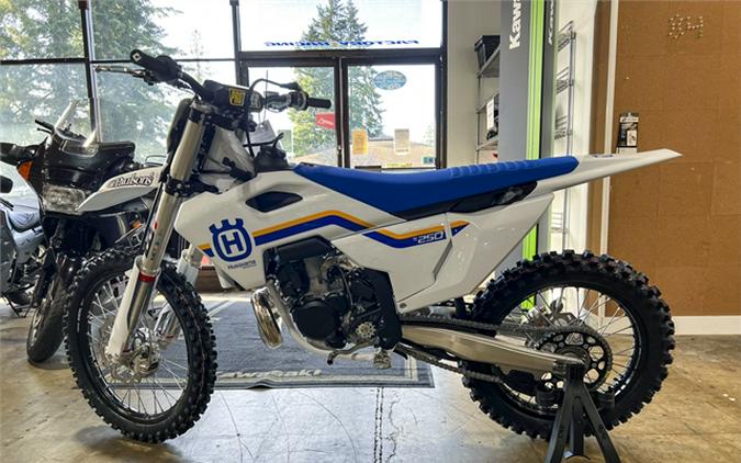 2023 Husqvarna TC 250 Heritage