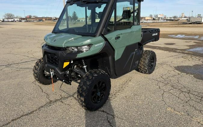 2026 Can-Am® Defender DPS CAB HD9 Compass Green