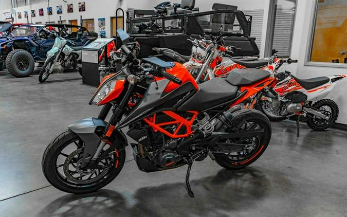 2023 KTM 390 Duke