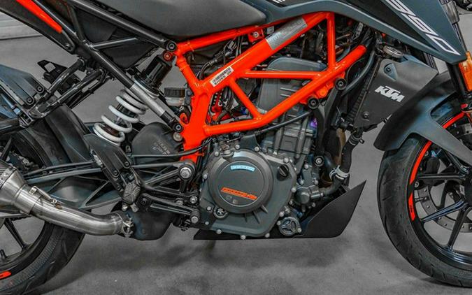 2023 KTM 390 Duke