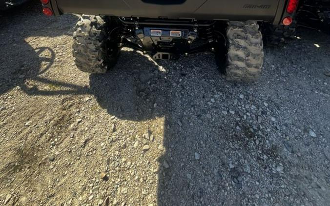 2026 Can-Am Defender MAX DPS HD7