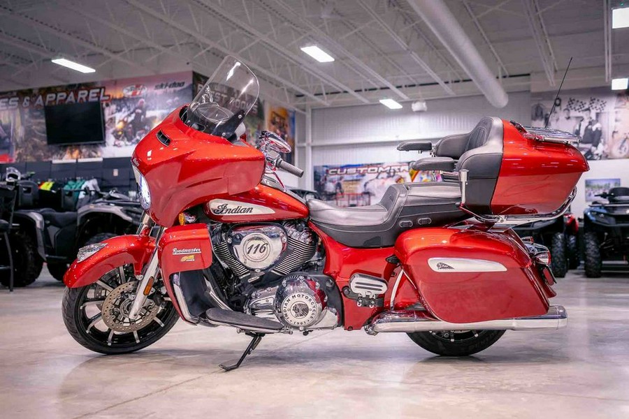 2023 Indian Motorcycle® Roadmaster® Limited Stryker Red Metallic