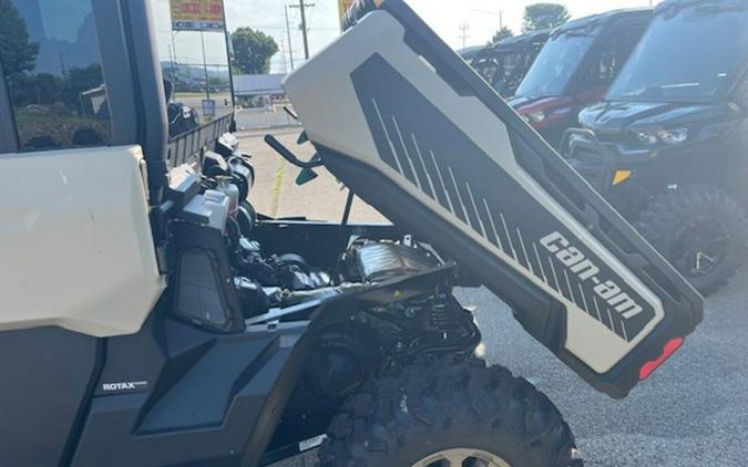 2026 Can-Am Defender MAX Limited HD11 Desert Tan & Carbon Blac