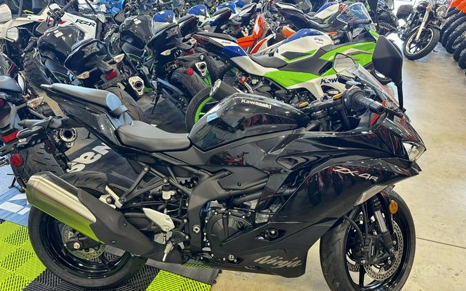 2024 Kawasaki Ninja® ZX™-4R ABS