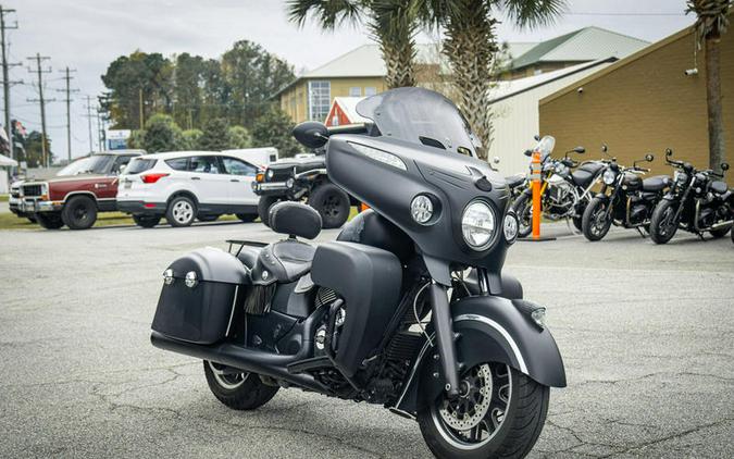 2017 Indian Motorcycle® Chieftain Dark Horse® Thunder Black Smoke