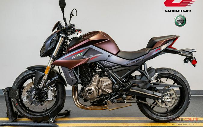 2023 SRK700 - QJMOTOR