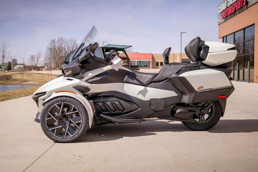 2026 Can-Am® Spyder RT Sea-to-Sky