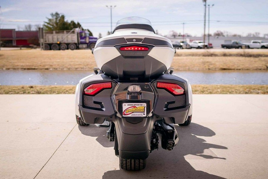 2026 Can-Am® Spyder RT Sea-to-Sky