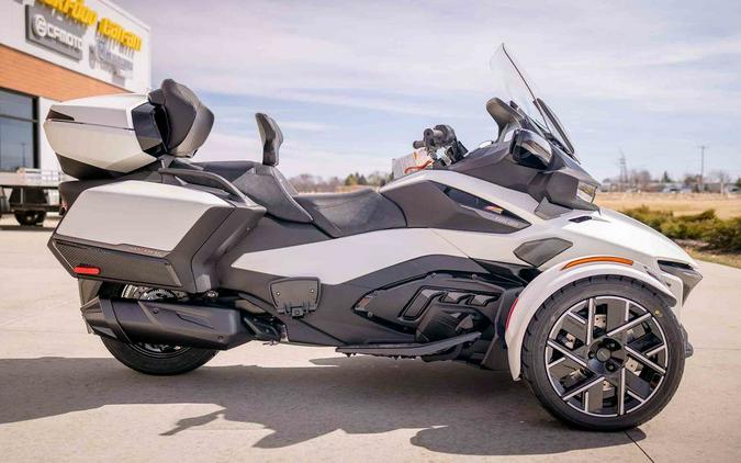 2026 Can-Am® Spyder RT Sea-to-Sky