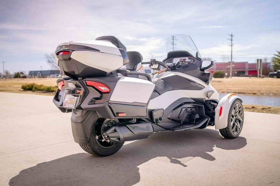 2026 Can-Am® Spyder RT Sea-to-Sky